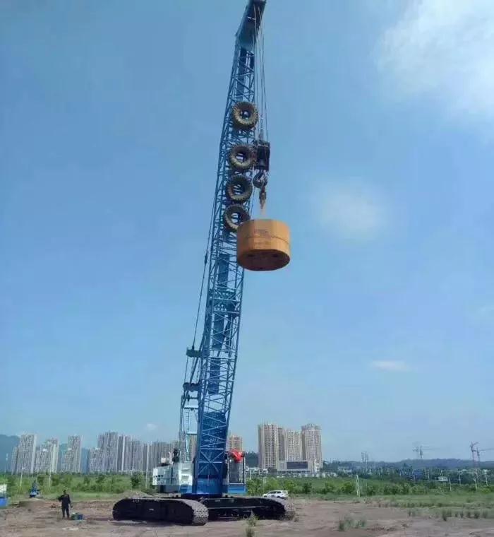 重磅！敢为行业先，尊龙凯时重装强夯机三包期延长至一年！