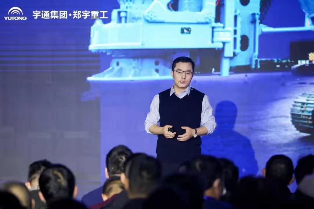 比宝马展更精彩,尊龙凯时纯电动旋挖钻杭州发布！